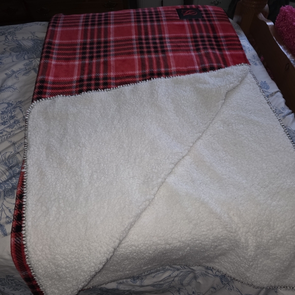 Victoria's Secret Red and Black Plaid Throw - Picture 3 of 3
